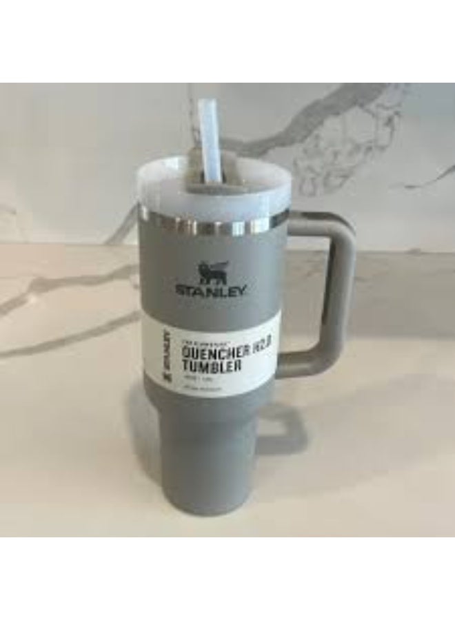 Stanley 40 Oz / 1.18 ML Flow Star Tumbler - Stylish design made of SUS 304 stainless steel with a tight lid and straw, keeps hot and cold - Image 3